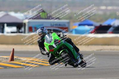 media/Oct-09-2022-SoCal Trackdays (Sun) [[95640aeeb6]]/Turn 2 (1110am)/